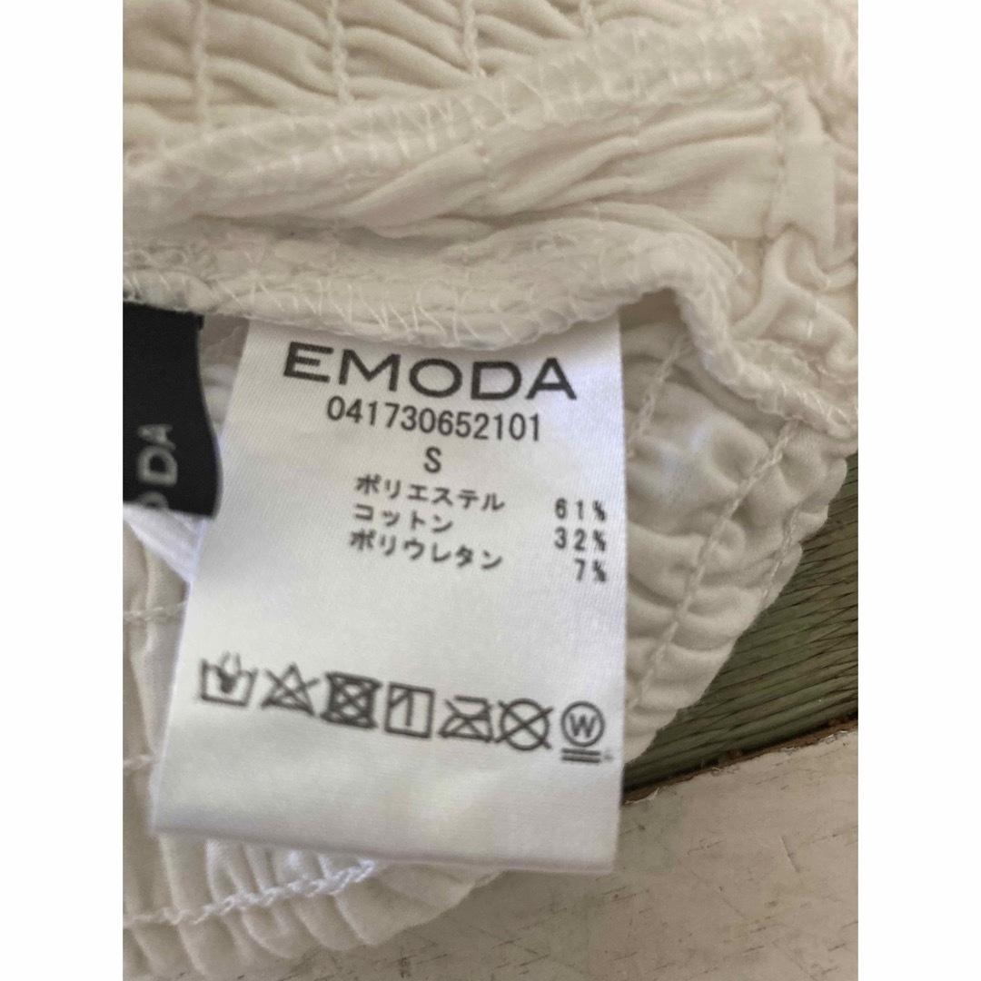 EMODA(エモダ)のEMODA カットソー レディースのトップス(カットソー(半袖/袖なし))の商品写真