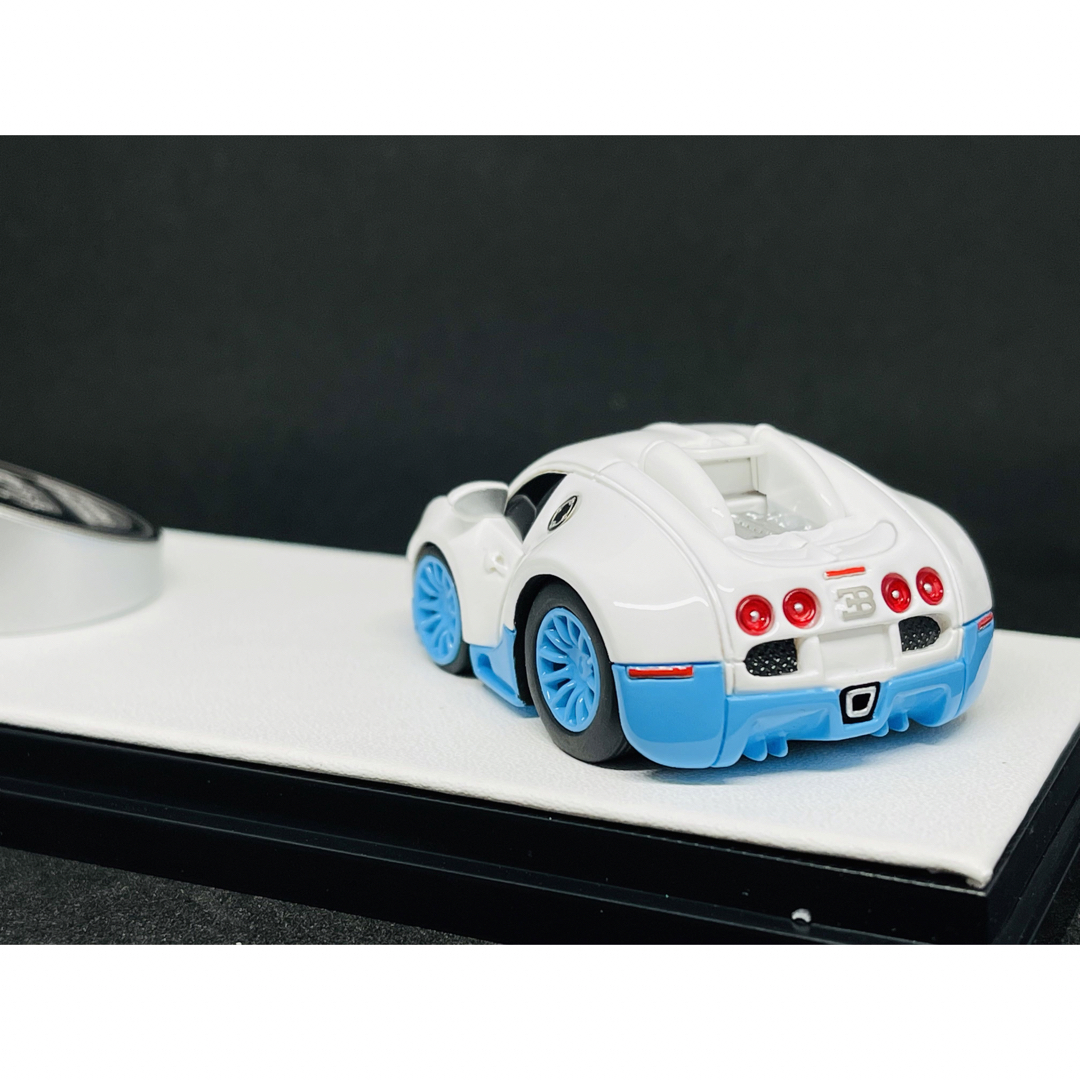 TP BUGATTI Veyron ホワイト　ブルー　1/64 ミニカー 5