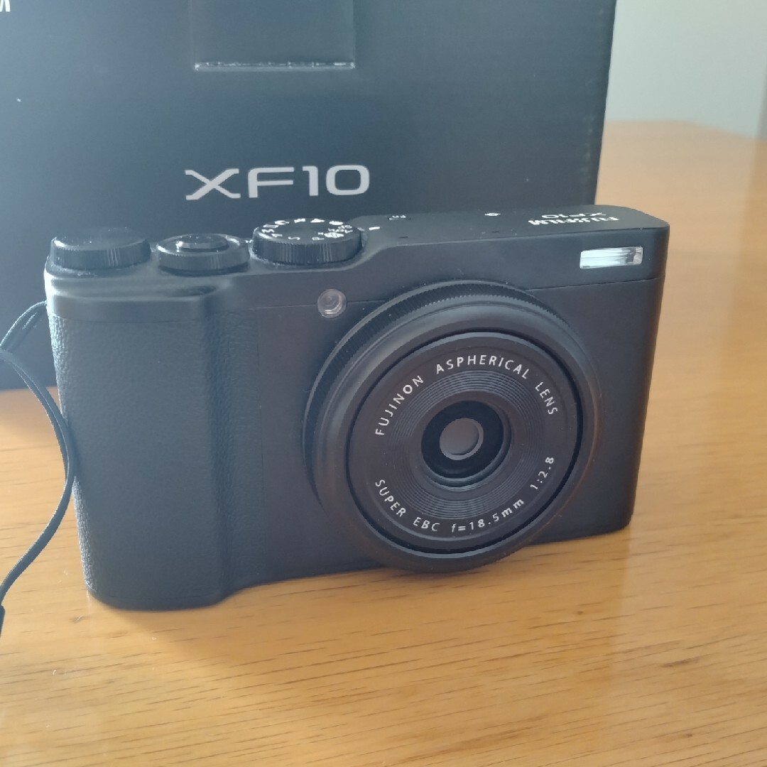 富士フイルム(フジフイルム)のFujifilm XF10 中古美品 スマホ/家電/カメラのカメラ(コンパクトデジタルカメラ)の商品写真