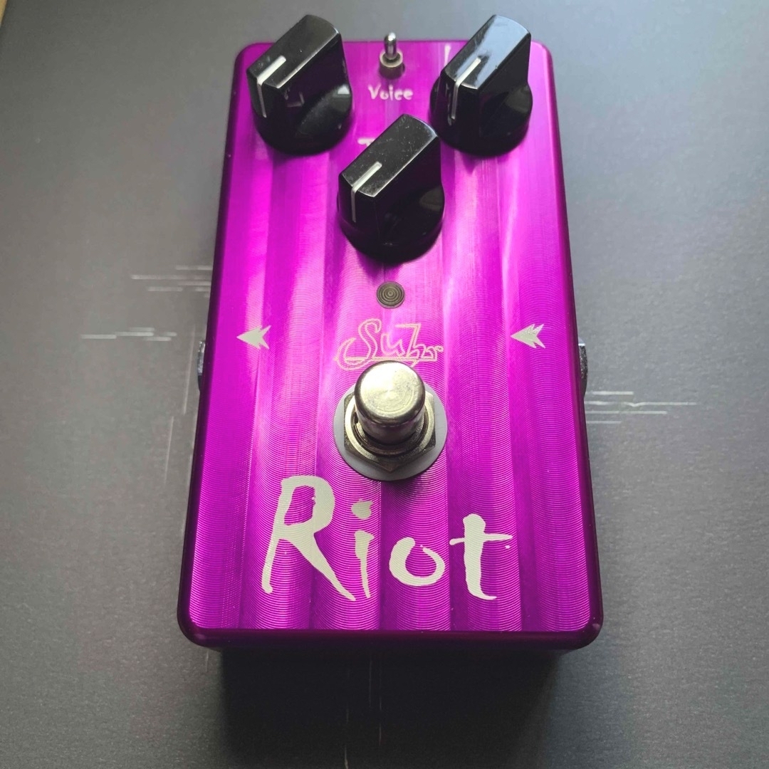 Suhr Riot  即購入○ 値下げ中！ 7/25 23:59まで！