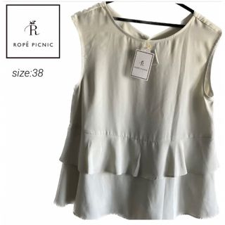 ロペピクニック(Rope' Picnic)のフリルペプラムバック釦ブラウス ロペピクニック(シャツ/ブラウス(半袖/袖なし))