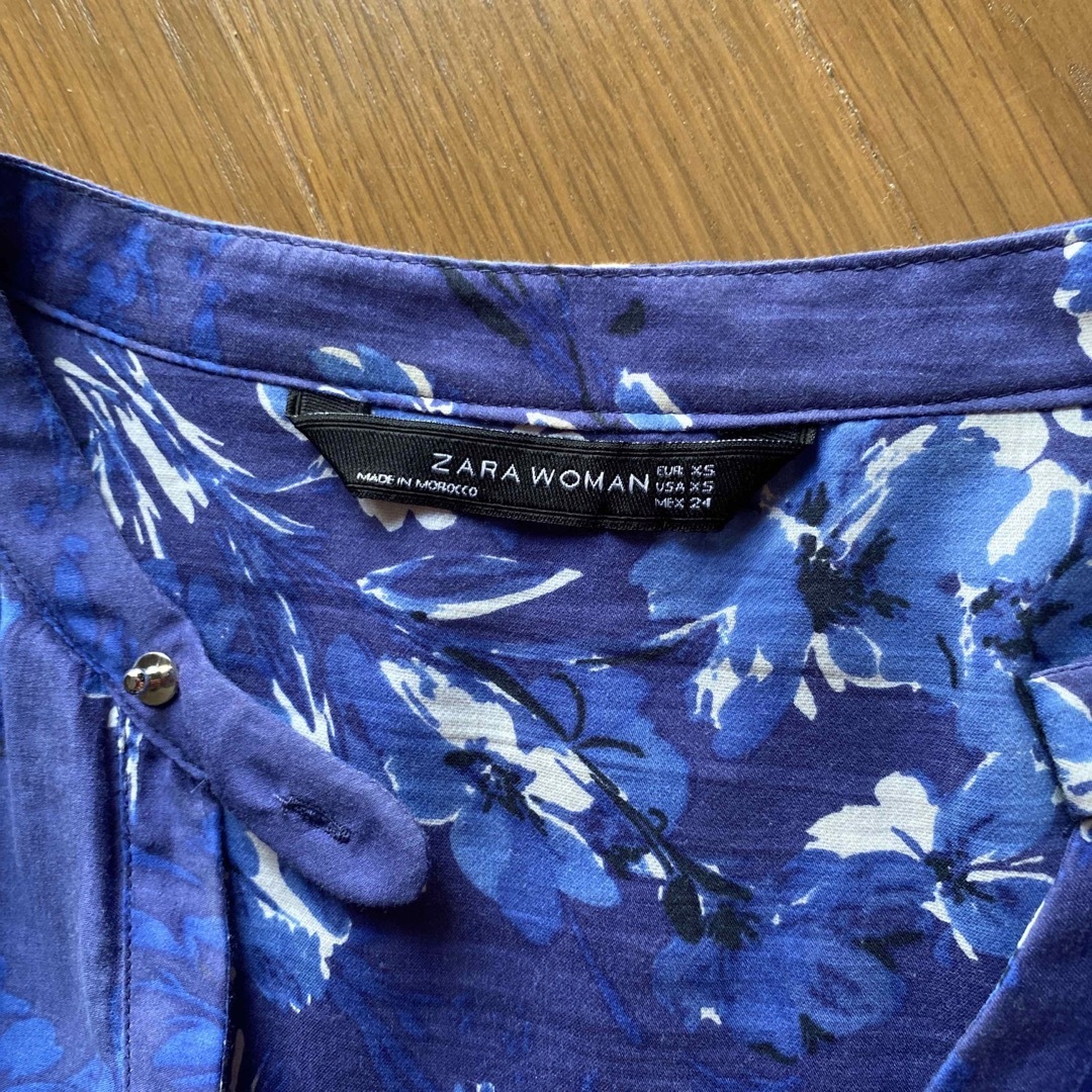 ZARA(ザラ)のZARA ブラウス　トップス　サイズXS レディースのトップス(シャツ/ブラウス(長袖/七分))の商品写真