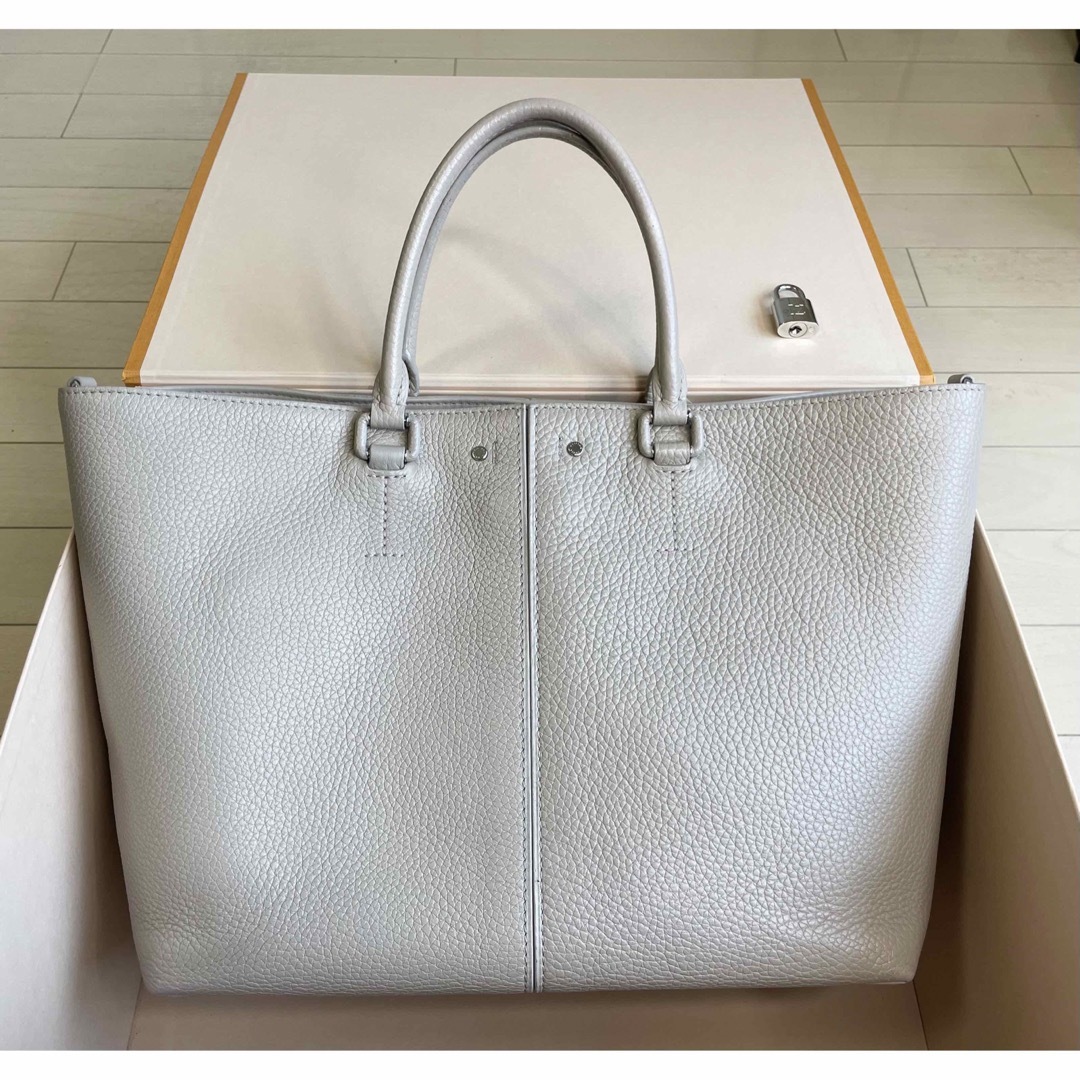 Louis Vuitton Pernele トリヨン トートバッグ | www.innoveering.net