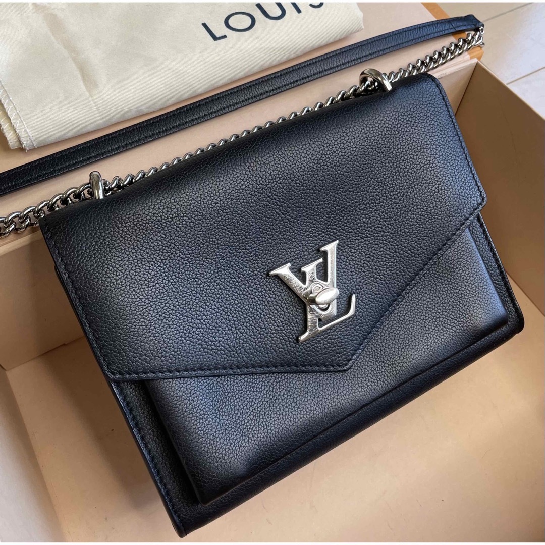 Louis Vuitton Lock Me グレインカーフ リュック