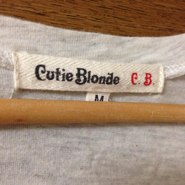 Cutie Blonde(キューティーブロンド)の刺繍 Tシャツワンピ レディースのワンピース(ひざ丈ワンピース)の商品写真