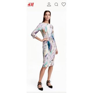 エイチアンドエム(H&M)のH＆M 美品 膝丈ワンピース 水彩画柄(ひざ丈ワンピース)