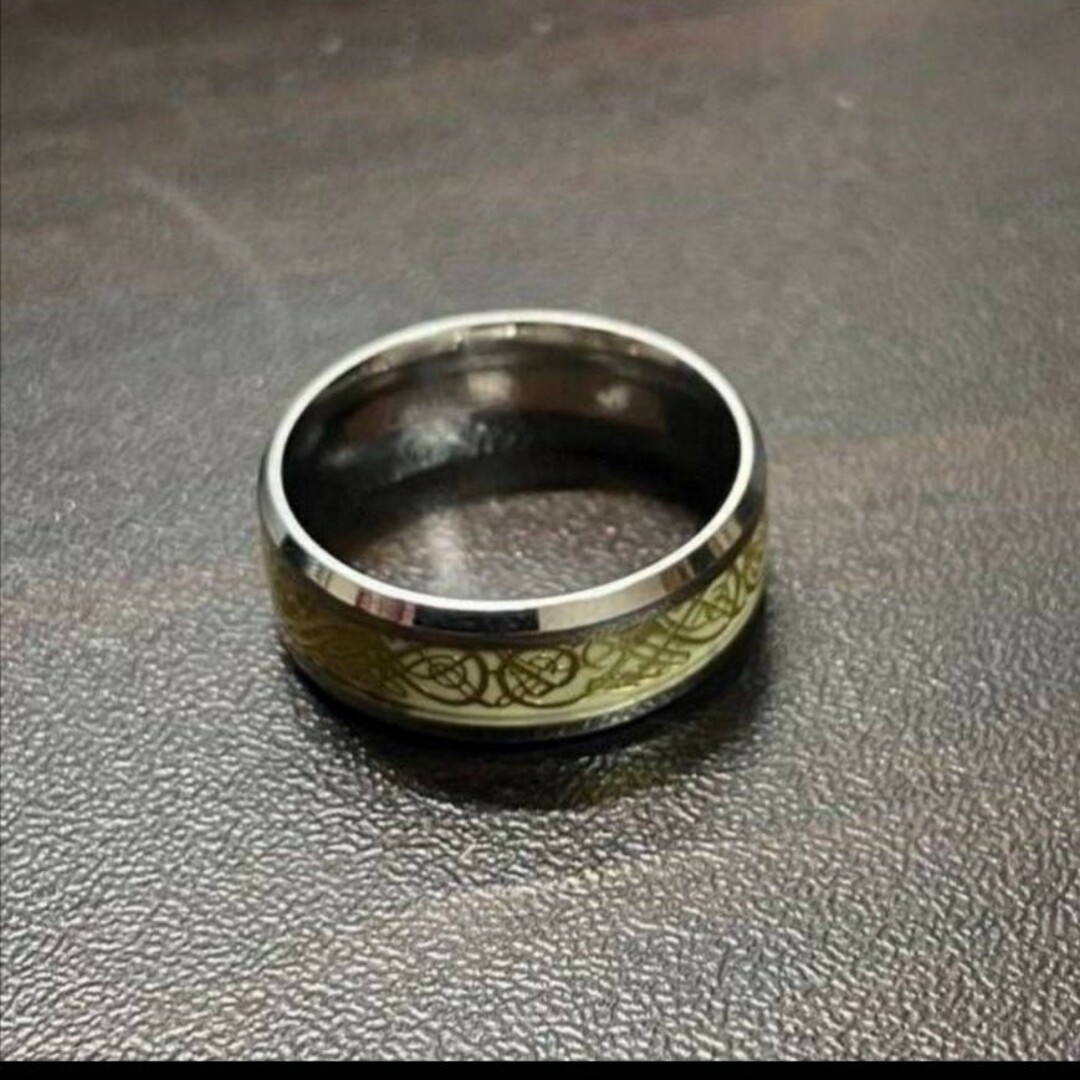 【SALE】リングメンズ アクセサリー ステンレス ゴールド 金色 指輪 20号 メンズのアクセサリー(リング(指輪))の商品写真