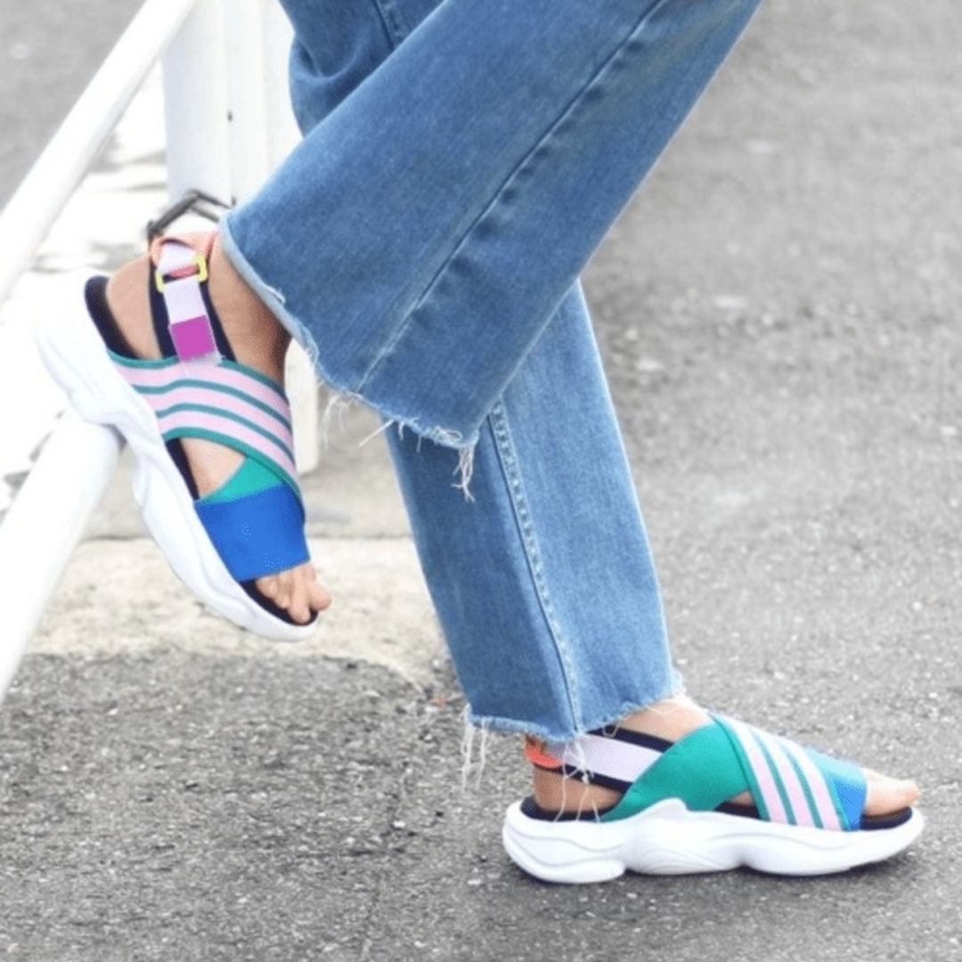 adidas - 美品 24.5㎝ アディダス MAGMUR SANDAL マグマ サンダルの ... 【新品】アディダス マグマ サンダル Magmur Sandals 24.5cm