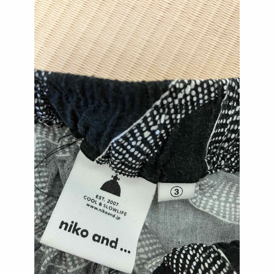 niko and...(ニコアンド)のニコアンド　パンツ黒　M レディースのパンツ(カジュアルパンツ)の商品写真