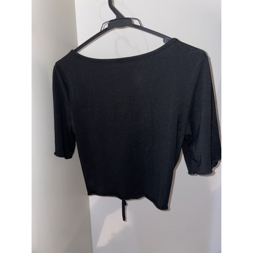 シャーリングトップス 黒　SHEIN レディースのトップス(Tシャツ(半袖/袖なし))の商品写真