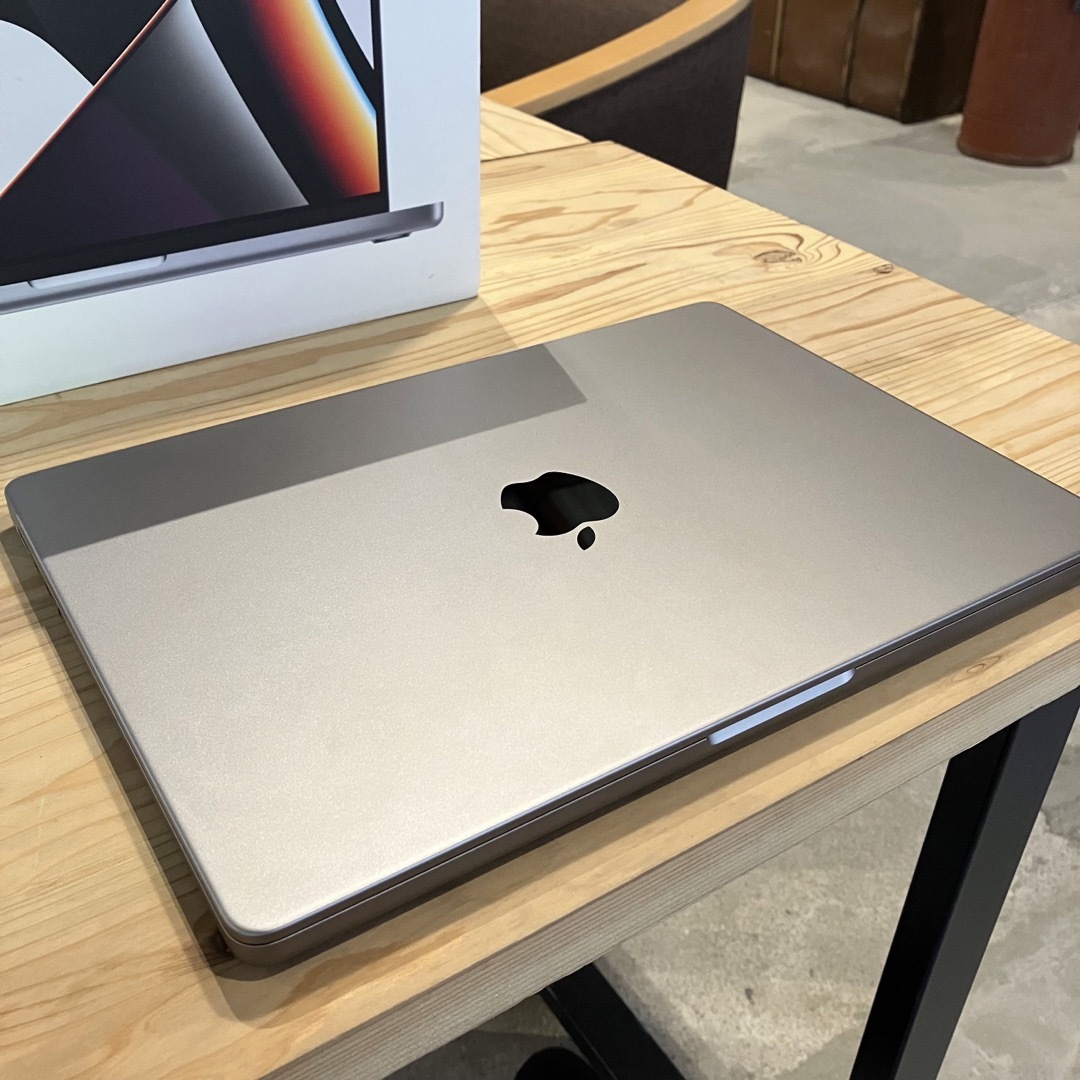 Mac (Apple)(マック)のヨロコビ19様専用Macbook Pro 14 M1 Pro 16GB スマホ/家電/カメラのPC/タブレット(ノートPC)の商品写真