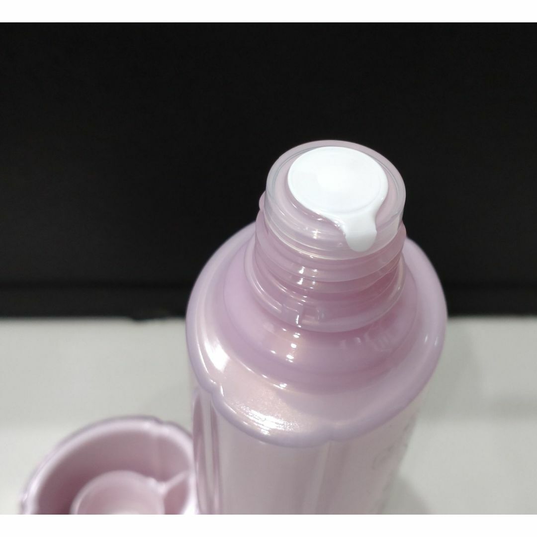 TWANY - 6577未使用 トワニー グロウ ライト 乳液 化粧水 2点 おまとめ