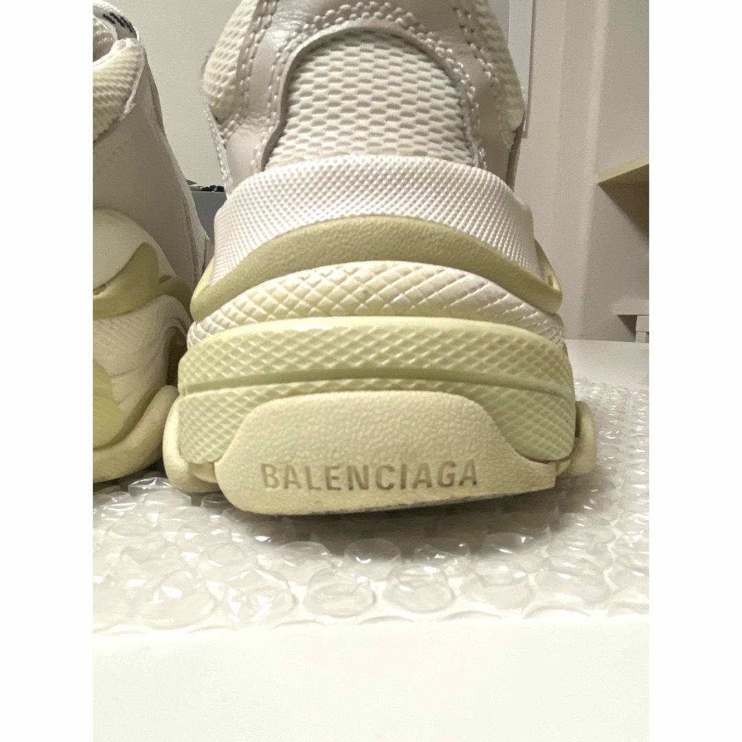 Balenciaga(バレンシアガ)の【正規品】バレンシアガ  トリプルS  35 レディースの靴/シューズ(スニーカー)の商品写真