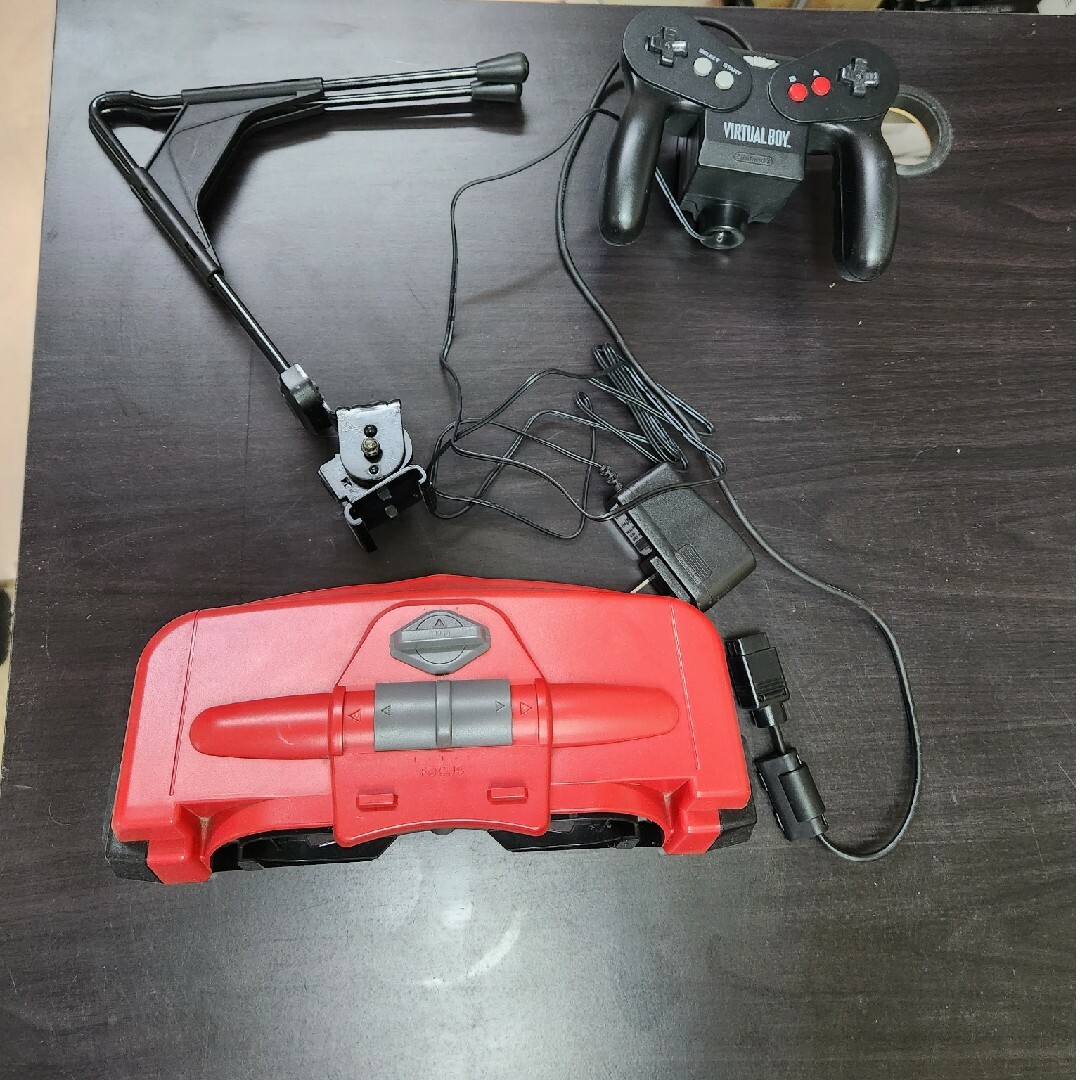 ニンテンドー　バーチャルボーイ 本体　Nintendo VIRTUAL BOY