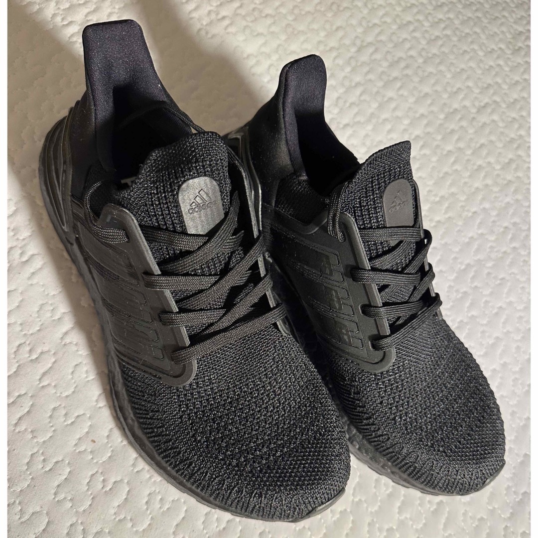 adidas(アディダス)の アディダス  adidas  ULTRABOOST  20  W  スニーカー レディースの靴/シューズ(スニーカー)の商品写真