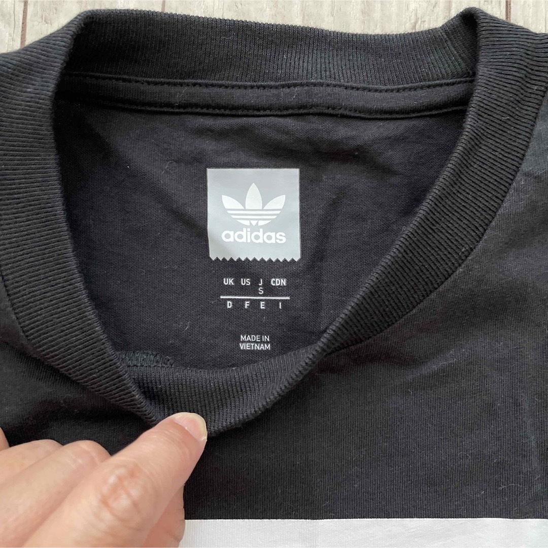 adidas(アディダス)の【SALE 美品】アディダス　adidas sサイズ半袖tシャツ レディースのトップス(Tシャツ(半袖/袖なし))の商品写真