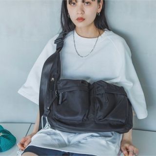 ジーナシス(JEANASIS)のJEANASIS ナイロンベルトボディBAG(ボディバッグ/ウエストポーチ)