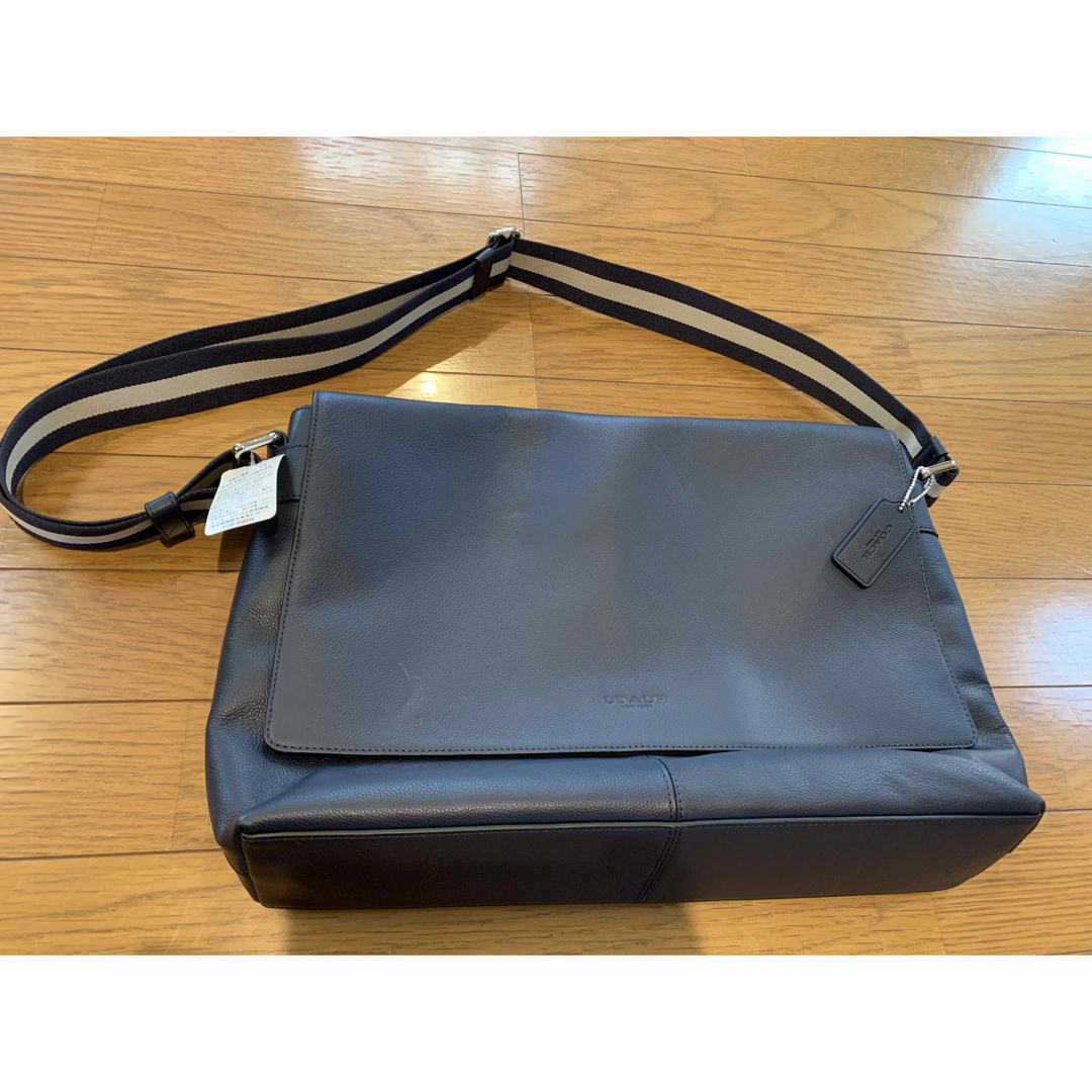 新品・未使用    COACH     メンズ   ショルダーバッグ