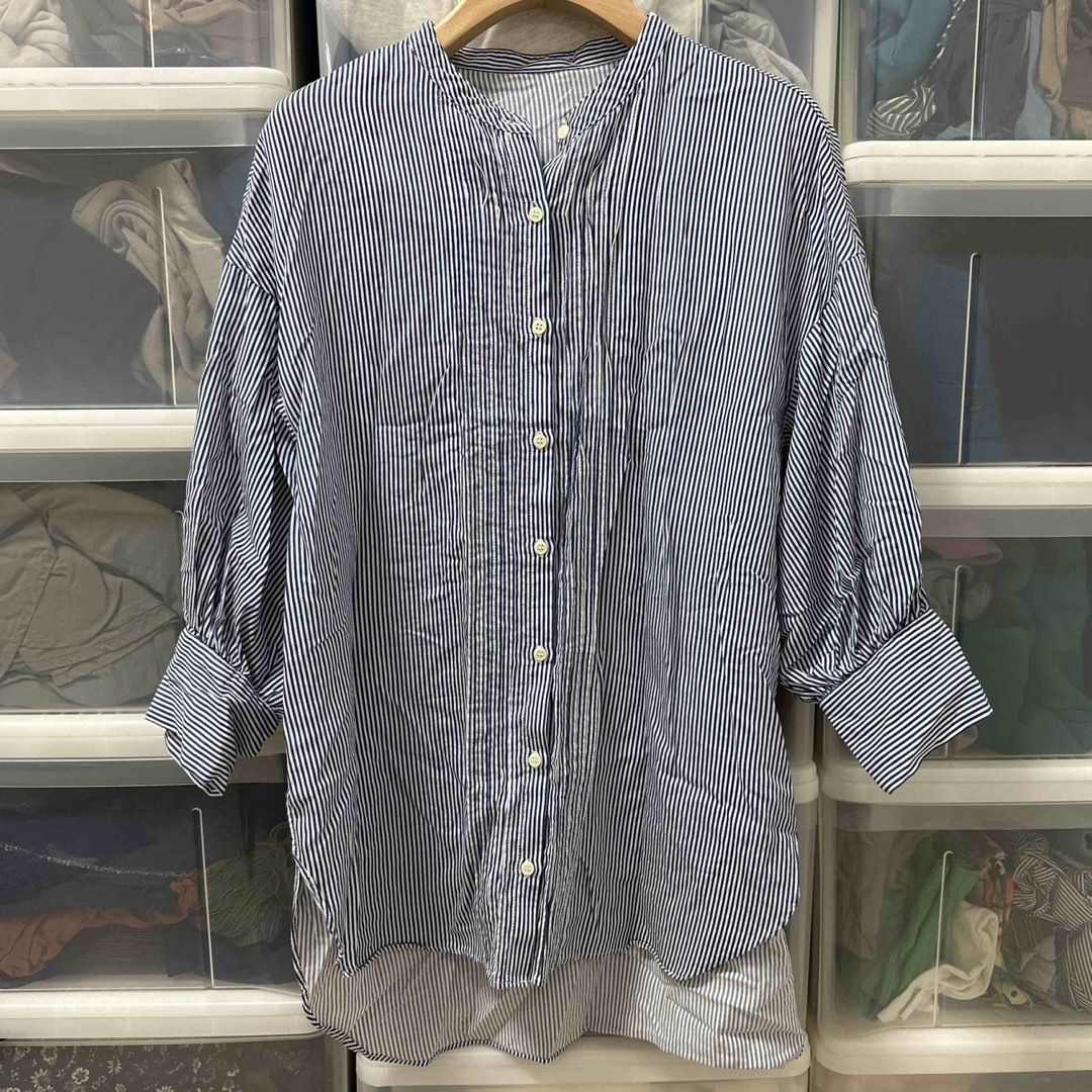 Discoat(ディスコート)のDiscoat ブロードピンタックストライプシャツ ブルー レディースのトップス(シャツ/ブラウス(長袖/七分))の商品写真