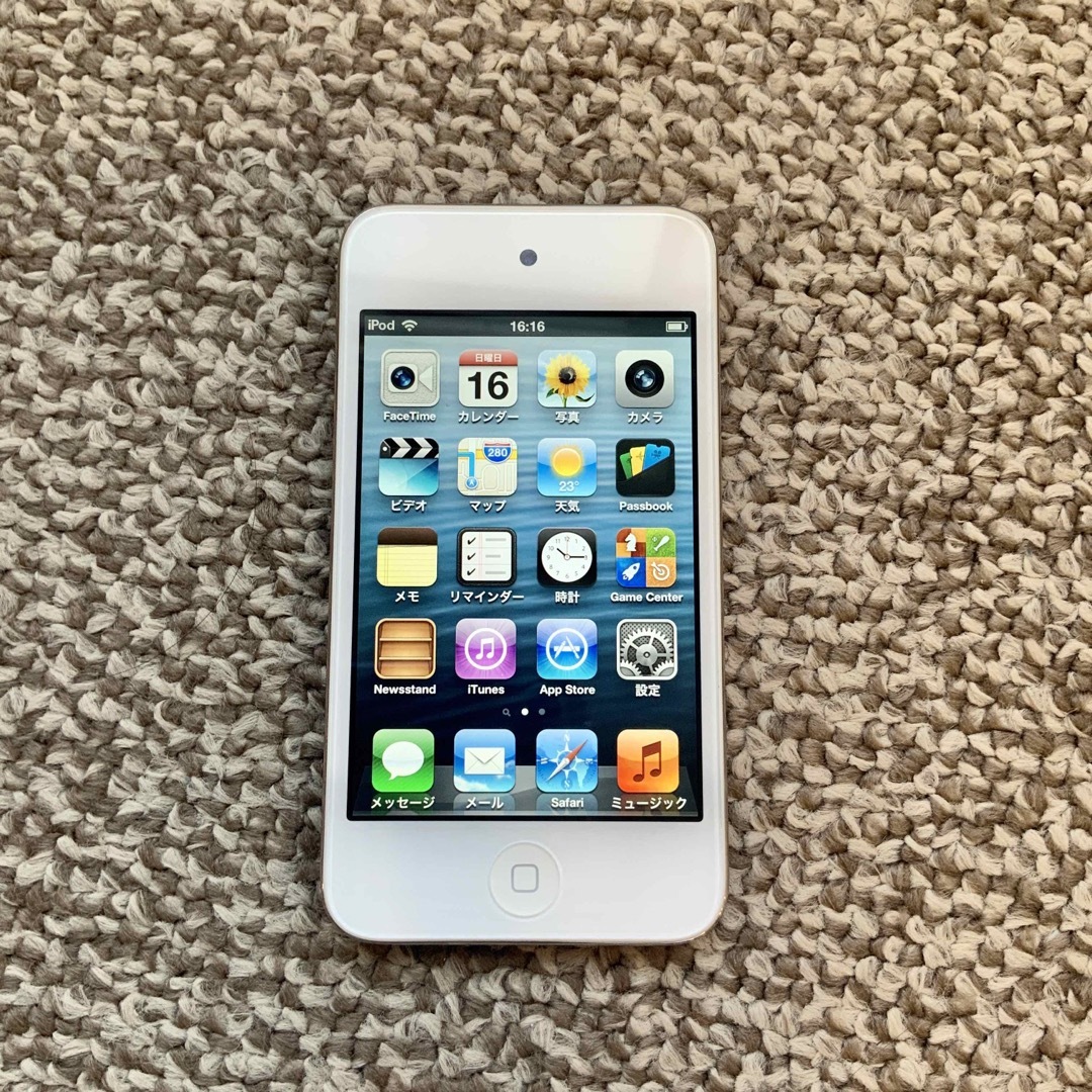 iPod touch(アイポッドタッチ)のiPod touch 第4世代 64GB Appleアップル アイポッド 本体 スマホ/家電/カメラのオーディオ機器(ポータブルプレーヤー)の商品写真