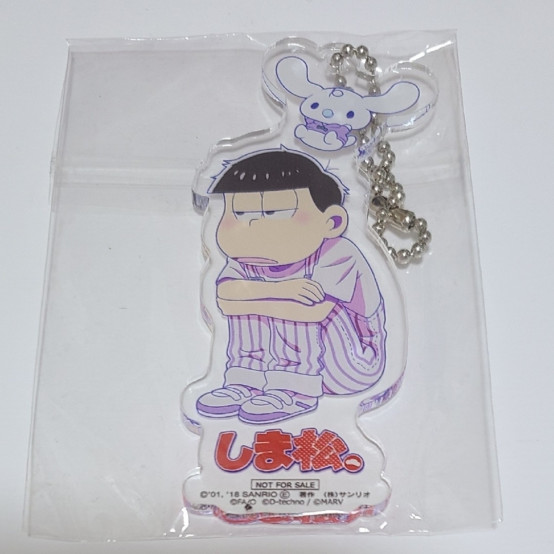 激レア限定品【おそ松\u0026シナモン】おそ松さん「しま松×シナモロール」コラボアクキー