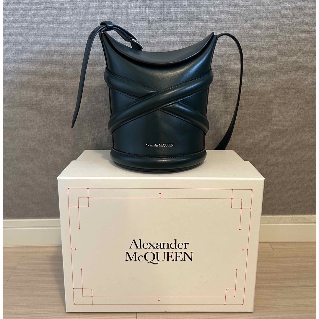 【美品】ALEXANDER McQUEEN  カーブ グリーン