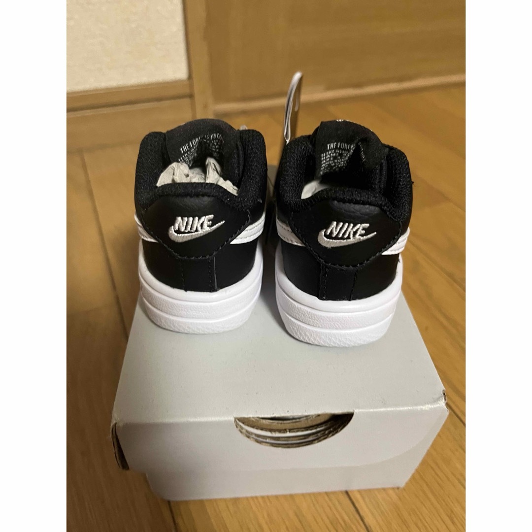 NIKE Force 1  ベビー　8cm キッズ/ベビー/マタニティのキッズ靴/シューズ(15cm~)(スニーカー)の商品写真