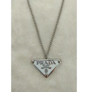 プラダ ネックレスの通販 100点以上 | PRADAのレディースを買うならラクマ