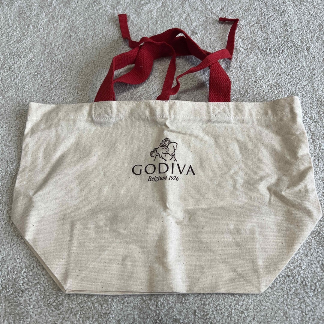 GODIVA(ゴディバ)の【新品】GODIVAの手提げ袋 レディースのバッグ(ショップ袋)の商品写真