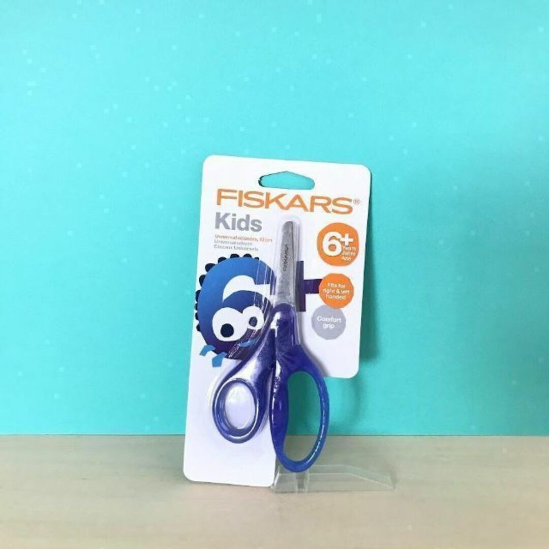 Fiskars キッズ はさみ 紫→ブルー 12cm インテリア/住まい/日用品の文房具(はさみ/カッター)の商品写真