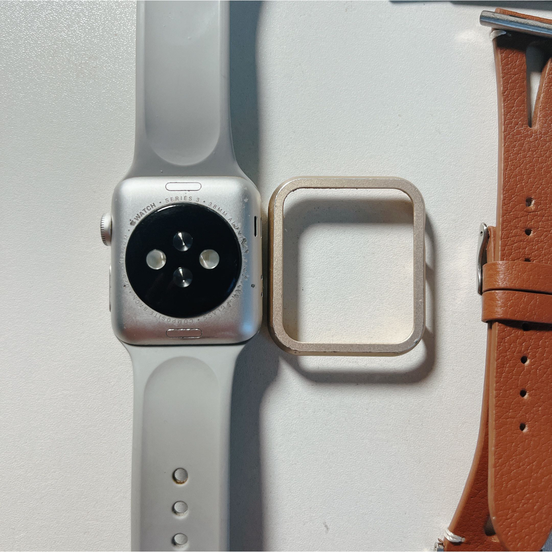 Apple Watch 3】箱・充電コード・新品バンドあり - その他