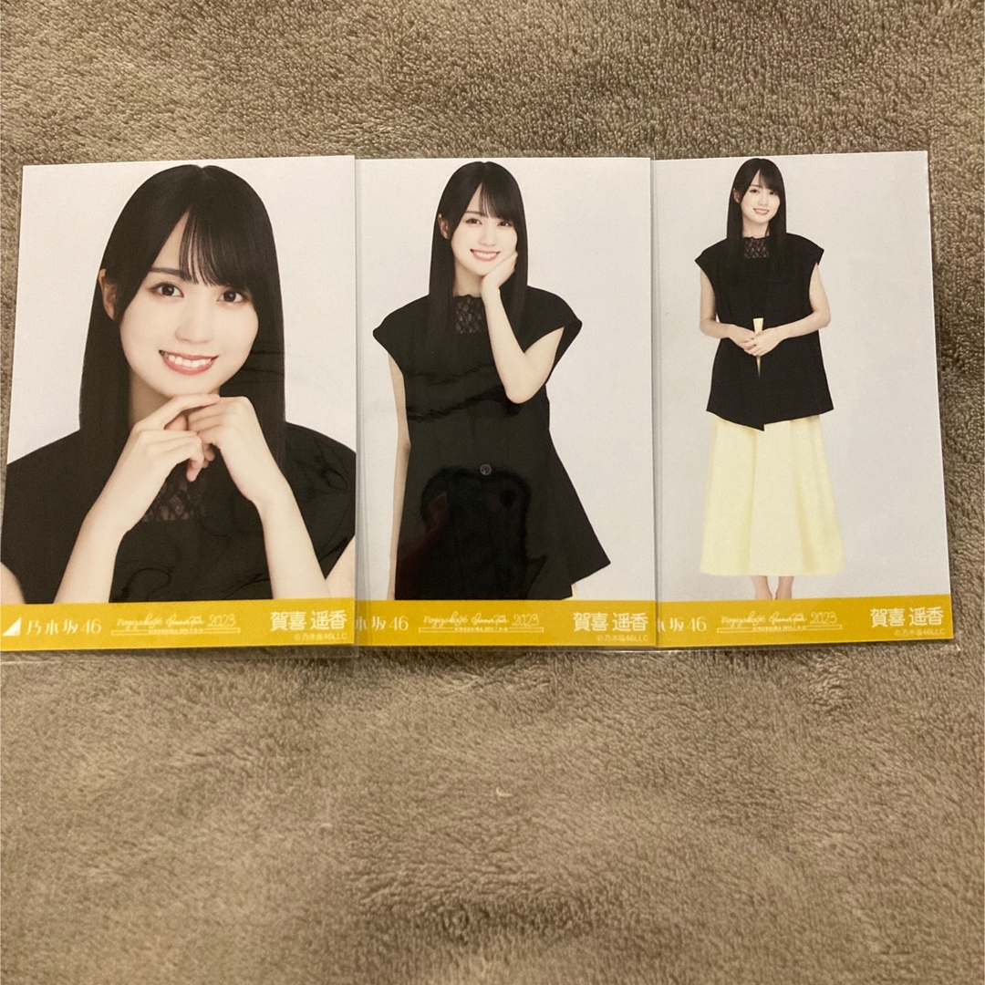 乃木坂46 遠藤さくら　生写真　制服風コーデ　黄色×黒コーデ