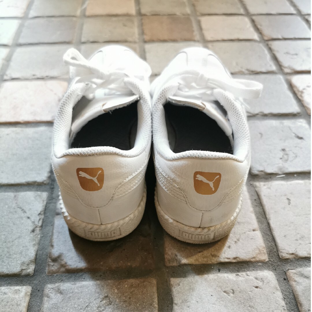 PUMA(プーマ)のプーマ　スニーカー　白　26.5cm メンズの靴/シューズ(スニーカー)の商品写真