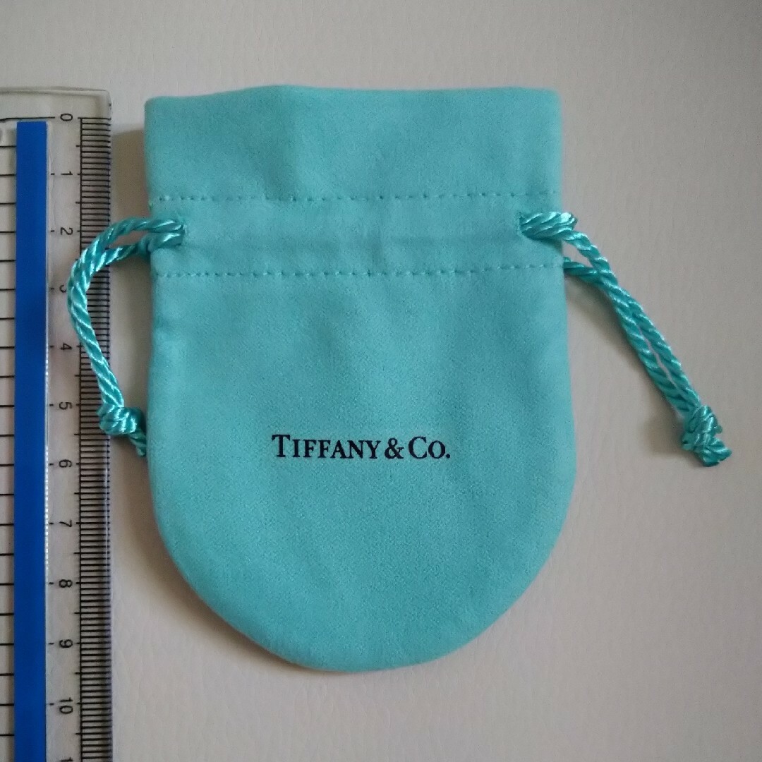 Tiffany & Co.(ティファニー)のティファニー　巾着袋　保管袋 レディースのファッション小物(ポーチ)の商品写真