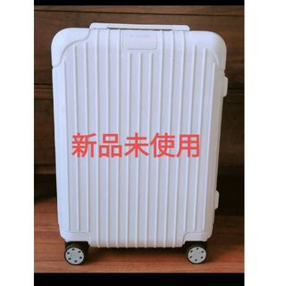 リモワ(RIMOWA)の7月30日まで限定価格！新品未使用　RIMOWA リモワ エッセンシャルキャビン(旅行用品)