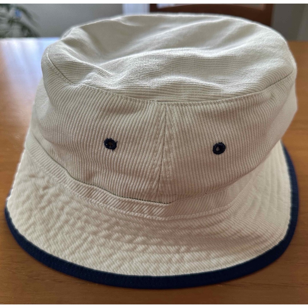 AIGLE(エーグル)のAIGLE 婦人 帽子　ホワイト×ネイビー　Lサイズ レディースの帽子(ハット)の商品写真