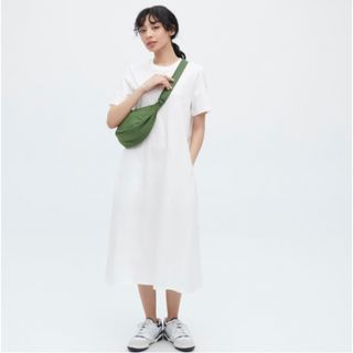 ユニクロ(UNIQLO)のマーセライズコットンAラインワンピース（丈短め・108.5～119.5cm）M (ロングワンピース/マキシワンピース)