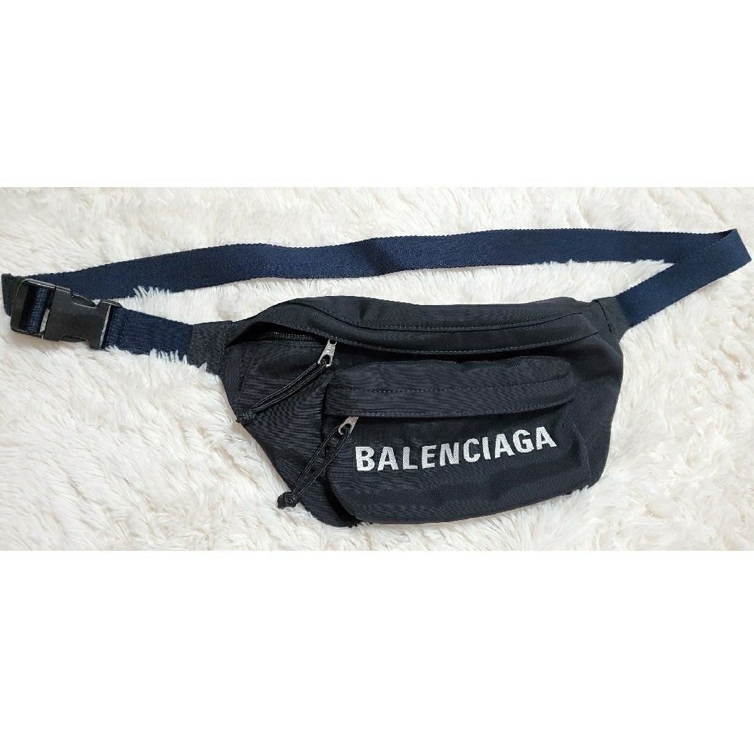 Balenciaga - バレンシアガウエストバッグの通販 by ☆shi☆'s shop 
