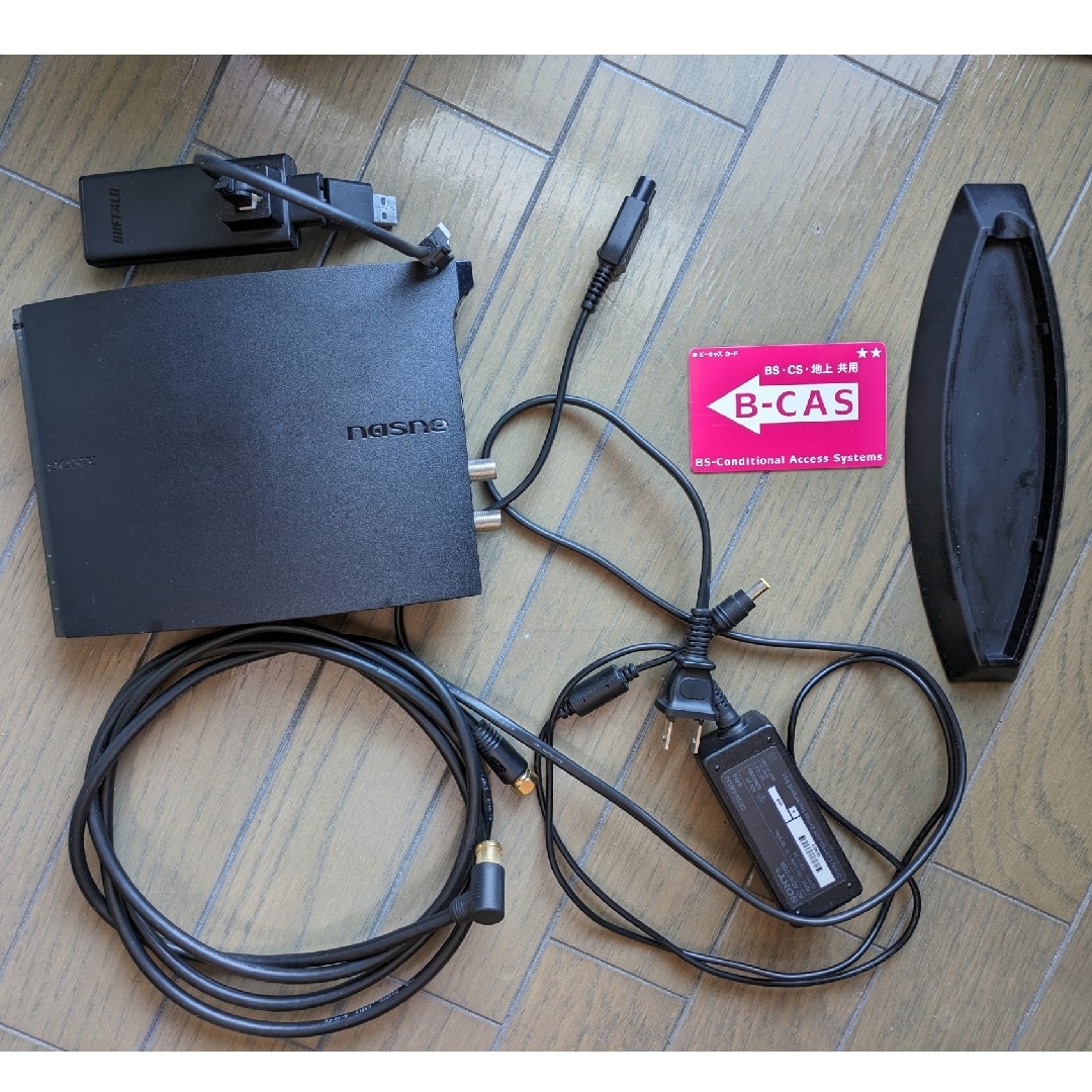 SONY(ソニー)のSONY  nasne 1TB (CECH-ZNR2J)Wi-Fiアダプタ付き スマホ/家電/カメラのテレビ/映像機器(その他)の商品写真