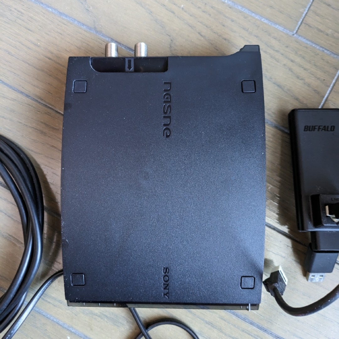 SONY(ソニー)のSONY  nasne 1TB (CECH-ZNR2J)Wi-Fiアダプタ付き スマホ/家電/カメラのテレビ/映像機器(その他)の商品写真