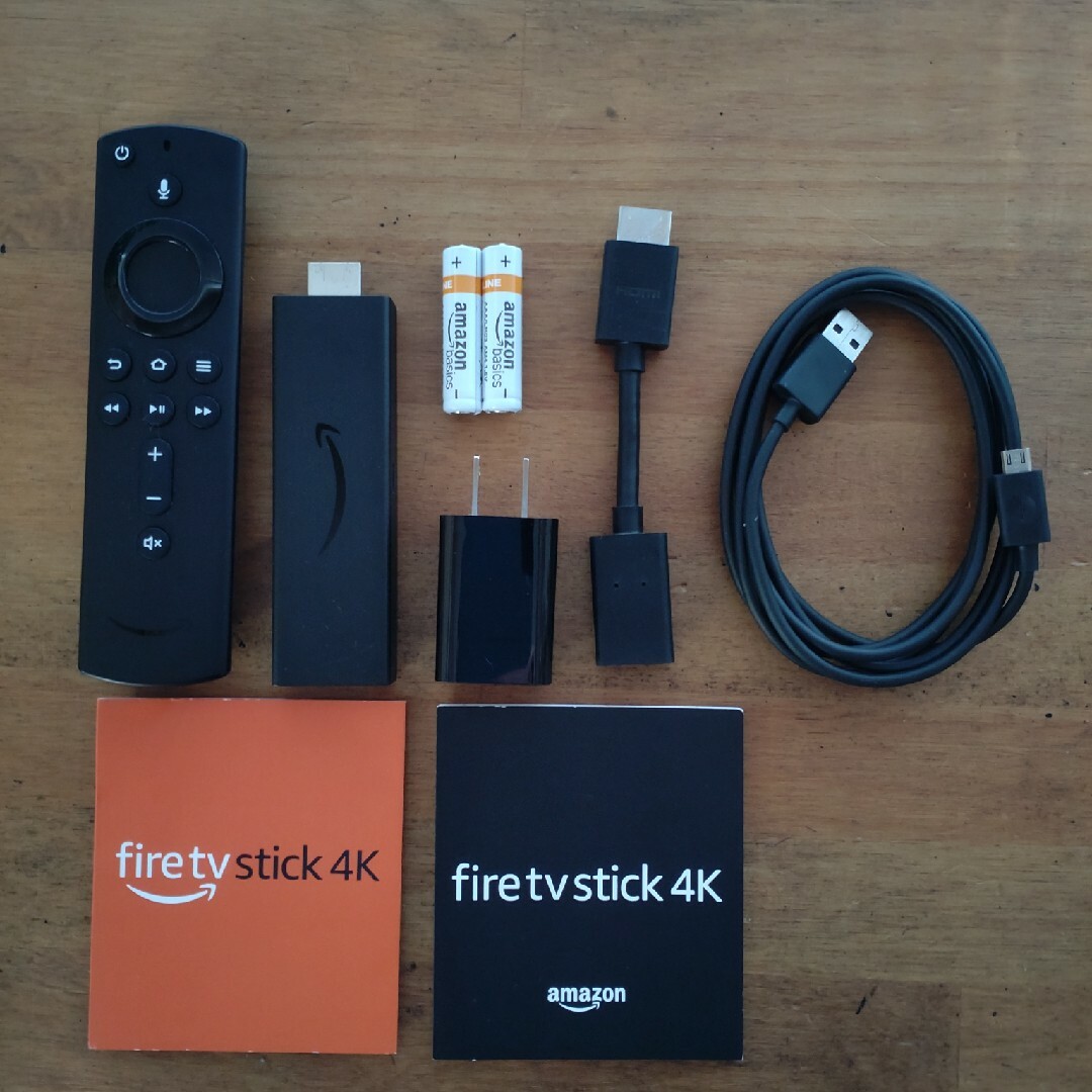 Amazon(アマゾン)の●Fire TV Stick 4K 　箱・付属品すべてあります!! スマホ/家電/カメラのテレビ/映像機器(テレビ)の商品写真
