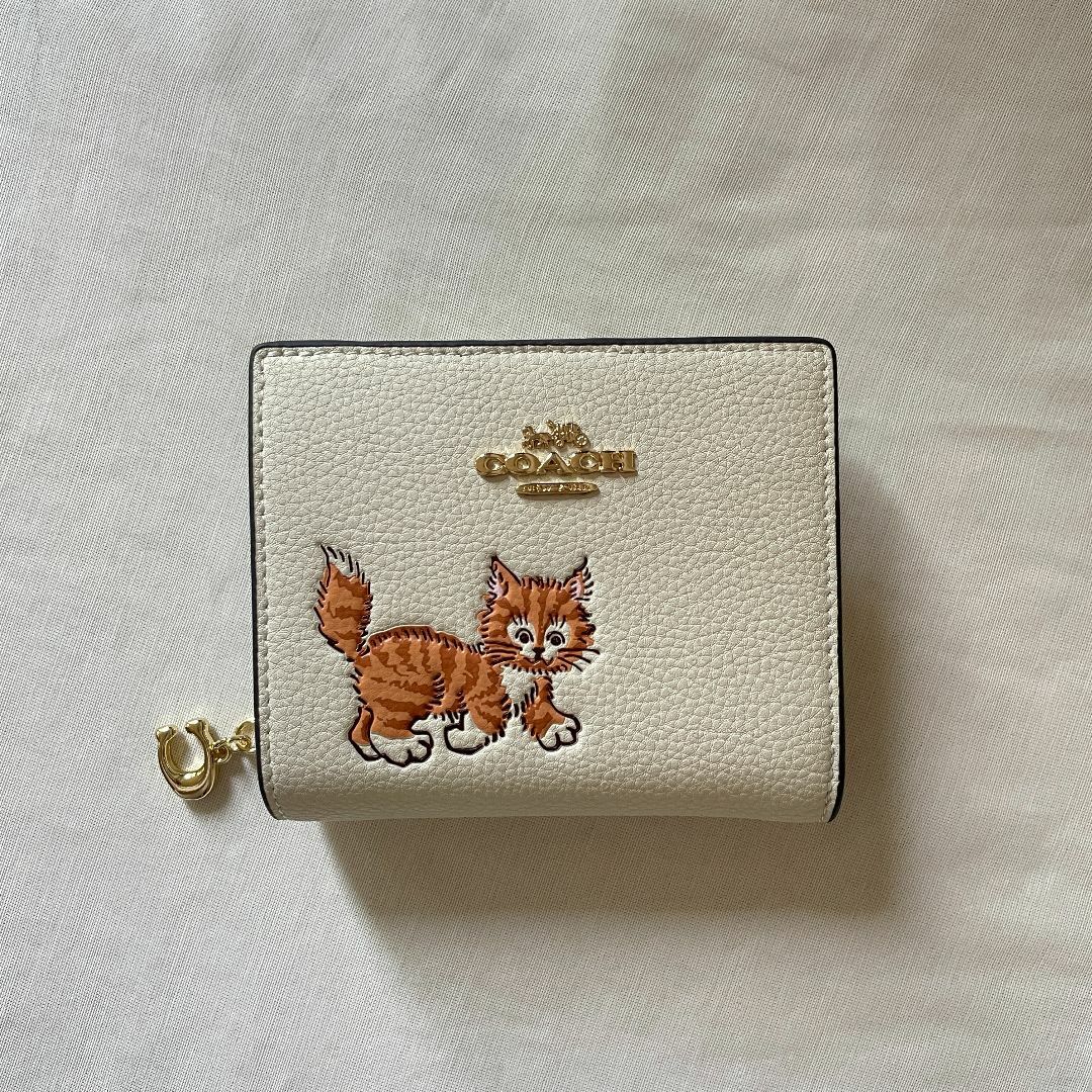 COACH 二つ折り財布 CC472 ホワイト×キトゥン アウトレット品-