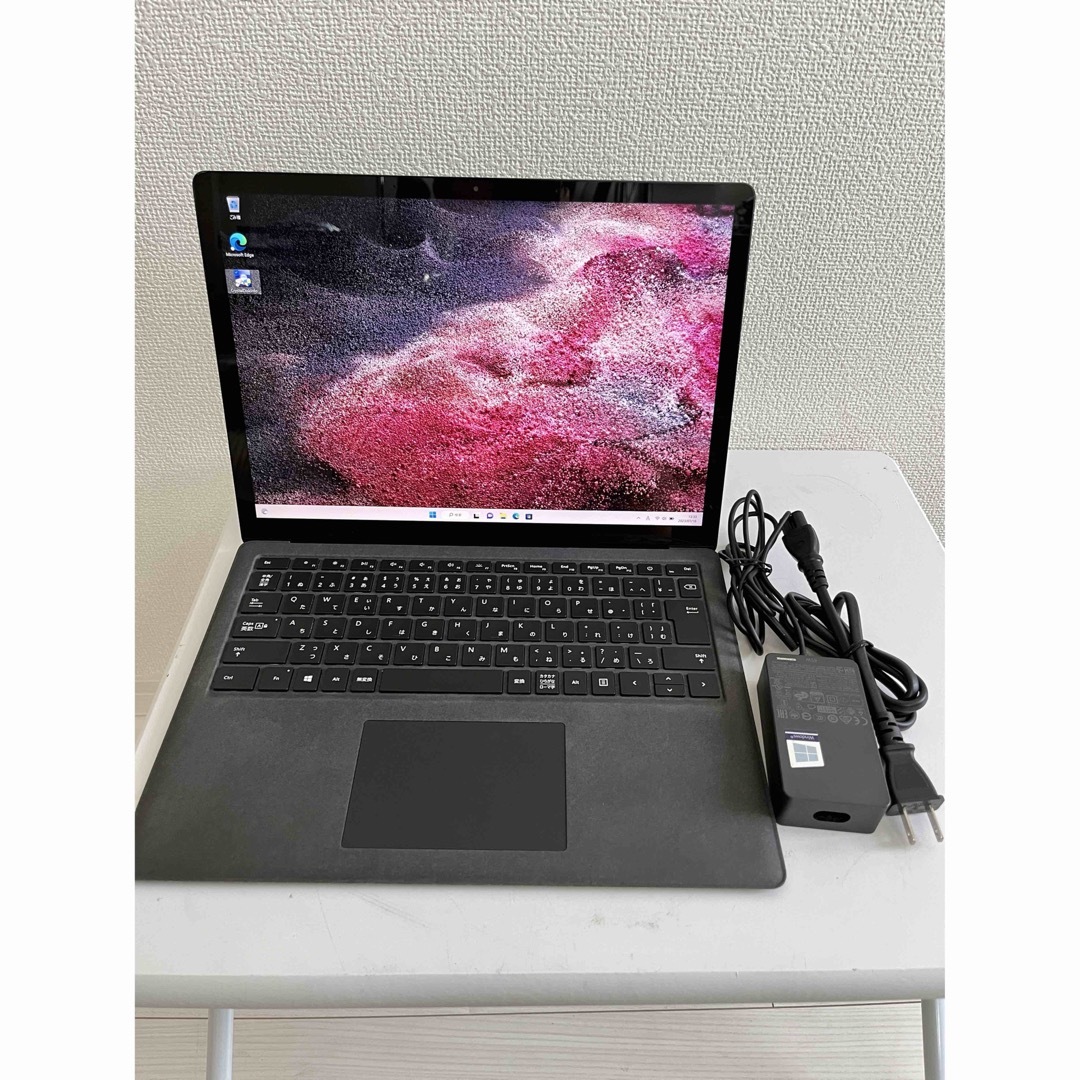 美品 Surface Laptop 2 ブラック i5/8gb/SSD256の通販 by ナカムラ's shop｜ラクマ