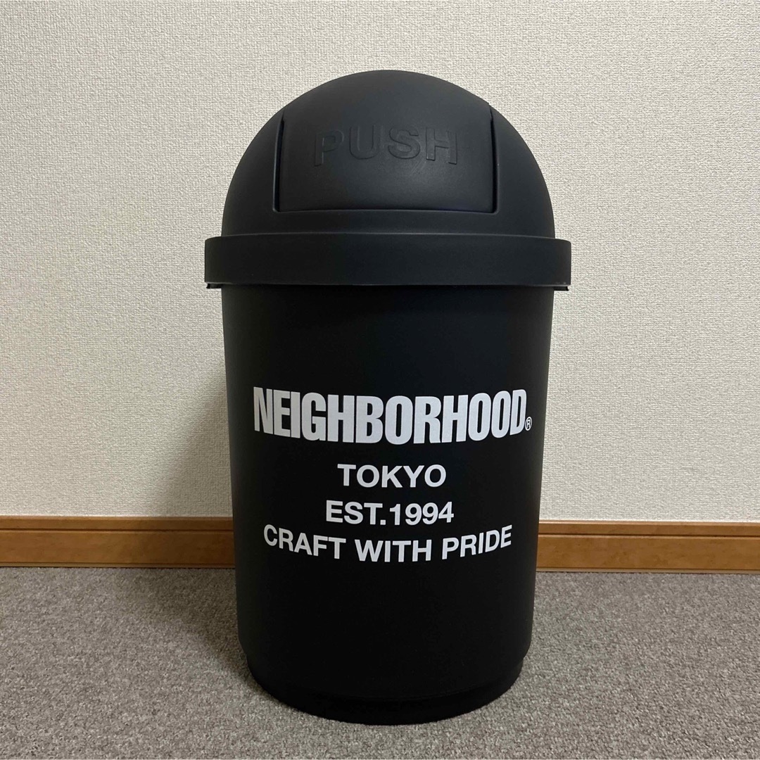 neighborhood CI / P-TRASH CAN
