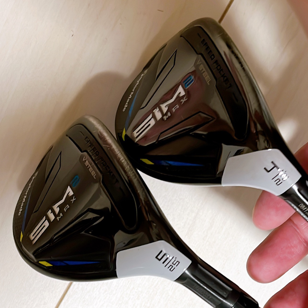 TaylorMade(テーラーメイド)のSIM2 MAX ユーティリティ　22°４番　25°５番　2本セット　送料込 スポーツ/アウトドアのゴルフ(クラブ)の商品写真