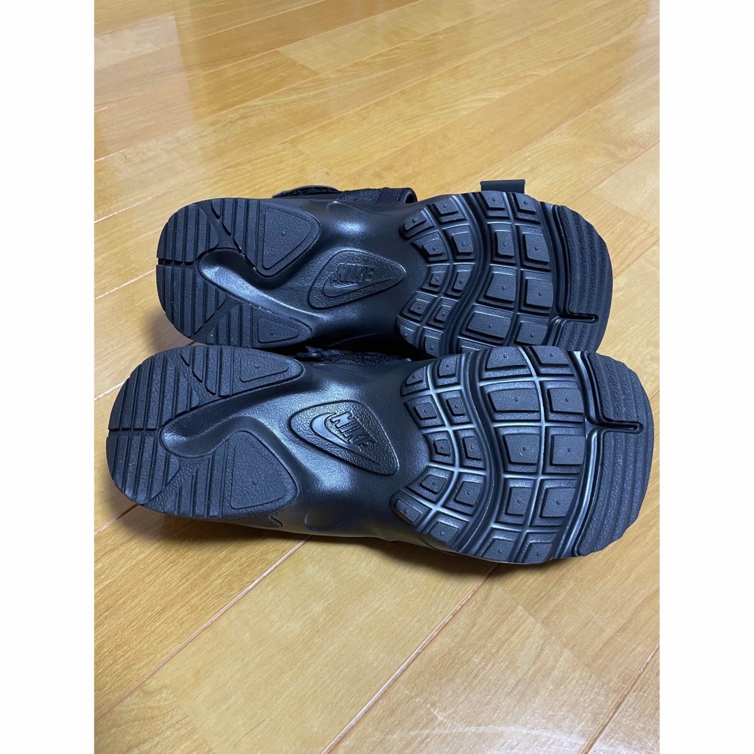 NIKE(ナイキ)のNIKE キャニオン　サンダル　ブラック メンズの靴/シューズ(サンダル)の商品写真