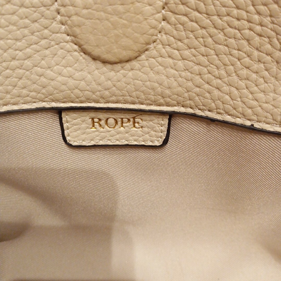 ROPE’(ロペ)のROPEアイボリーバッグ ハンドメイドのファッション小物(バッグ)の商品写真