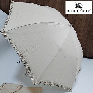 バーバリー(BURBERRY)のバーバリー　晴雨兼用　日傘　折りたたみ　ノバチェック　ロゴ　傘袋付き(傘)