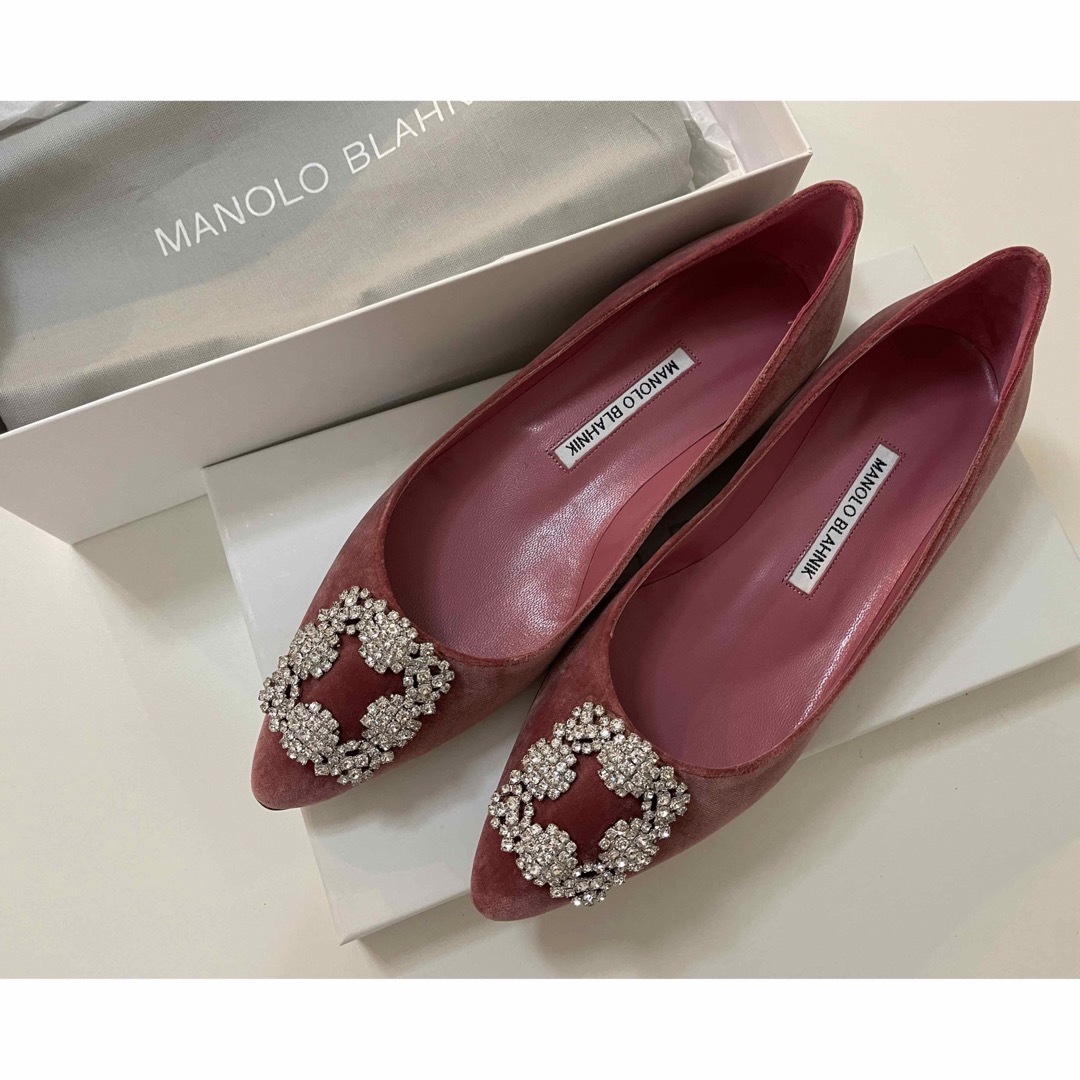 MANOLO BLAHNIK(マノロブラニク)の新品未使用！マノロブラニク ハンギシ Hangisi ベロア ピンク 37.5 レディースの靴/シューズ(ハイヒール/パンプス)の商品写真