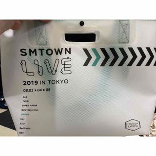 シャイニー(SHINee)のSHINee SMTOWN 2019テイクアウトバック(アイドルグッズ)